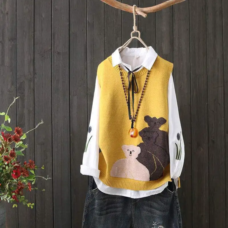 Kawaii Little Bear Cartoon Sleeveless Sweaters Vest Spring Autumn Women's Clothing Fashion Knitted Pullovers Loose Casual Tops