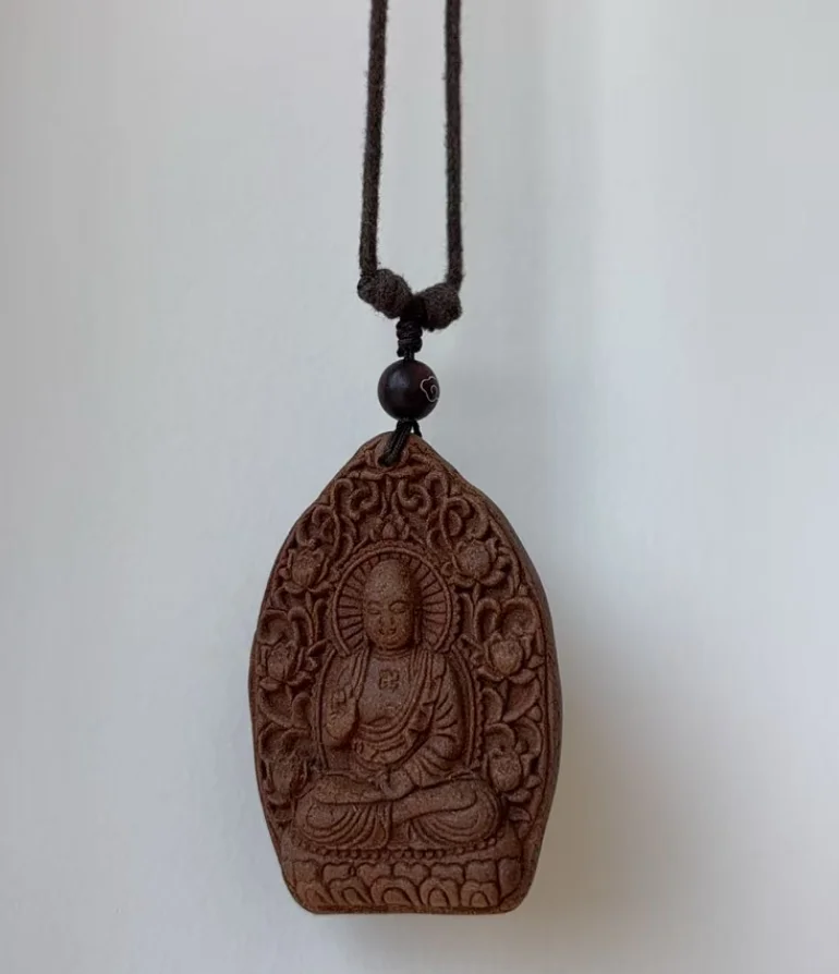 Amber wood Creative handicraft Buddha amulet Design Unique craftwork Craft Souvenir Collectibles