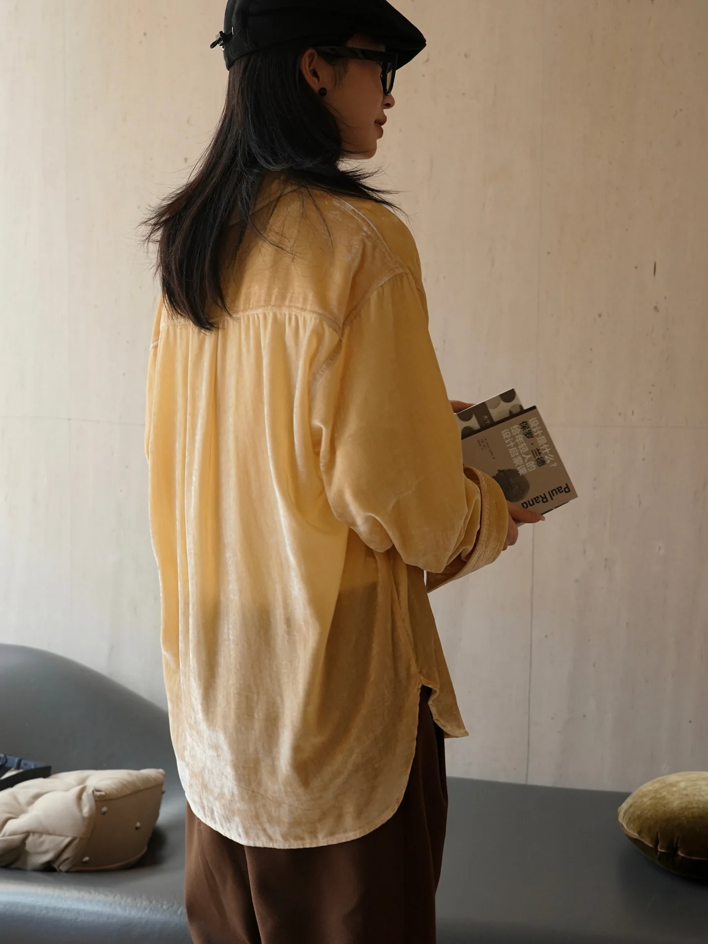 Autumn Glossy Velvet Lapel Shirts Women Loose Korean Style Lazy Slimming Drapey Inner Tops Single-breasted Blouse Yellow-green