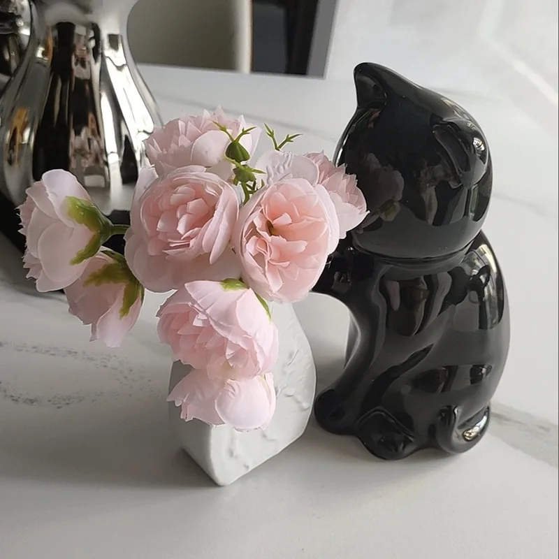 Cute cat flower arrangement creative vase decoration for living room, office, light luxury