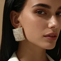 Classic Design Rhinestone Sqaure Stud Earrings For Women Silver Color Crystal Fashion Jewelry Wedding Gifts Femme Brincos