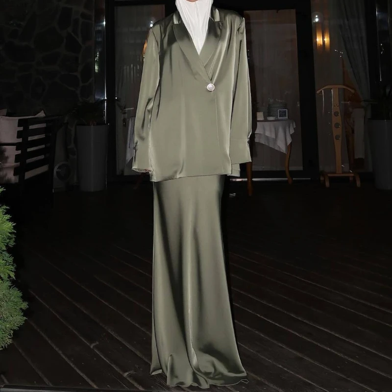 

2025 Autumn New Women's Solid Color Middle Eastern Satin Suit Long Dress Two-piece Set