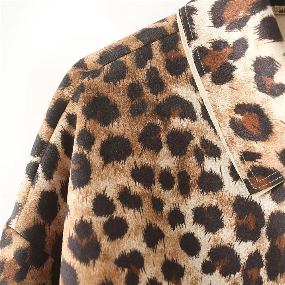 PB&ZA 2024 Early Autumn New Women\'s Casual Fashion Pocket Decoration All-match Leopard Print Long Sleeve Lapel Shirt