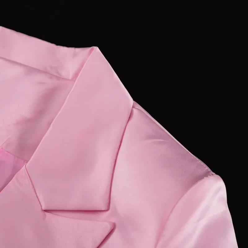 Eleganter Satin-Hosenanzug für Damen 2026 – Neues Set mit Revers-Langarmblazer & Minirock, 2-teilig, luxuriöses pinkes formelles Business-Outfit – Detail 5