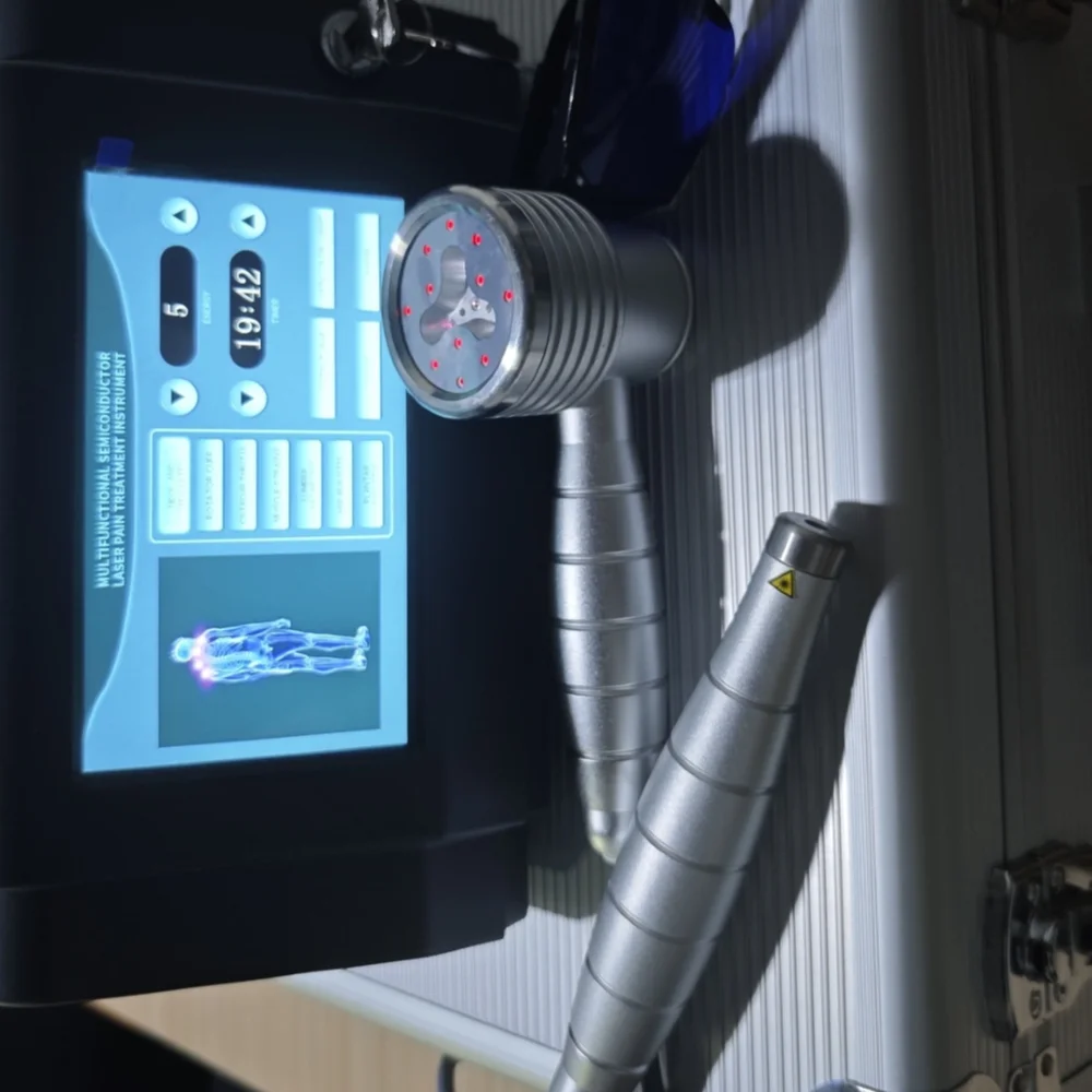 Professional 808nm Cold Laser Therapy, 1055mW Deep Penetration Device for Effective Management of Arthritis and Chronic Pain