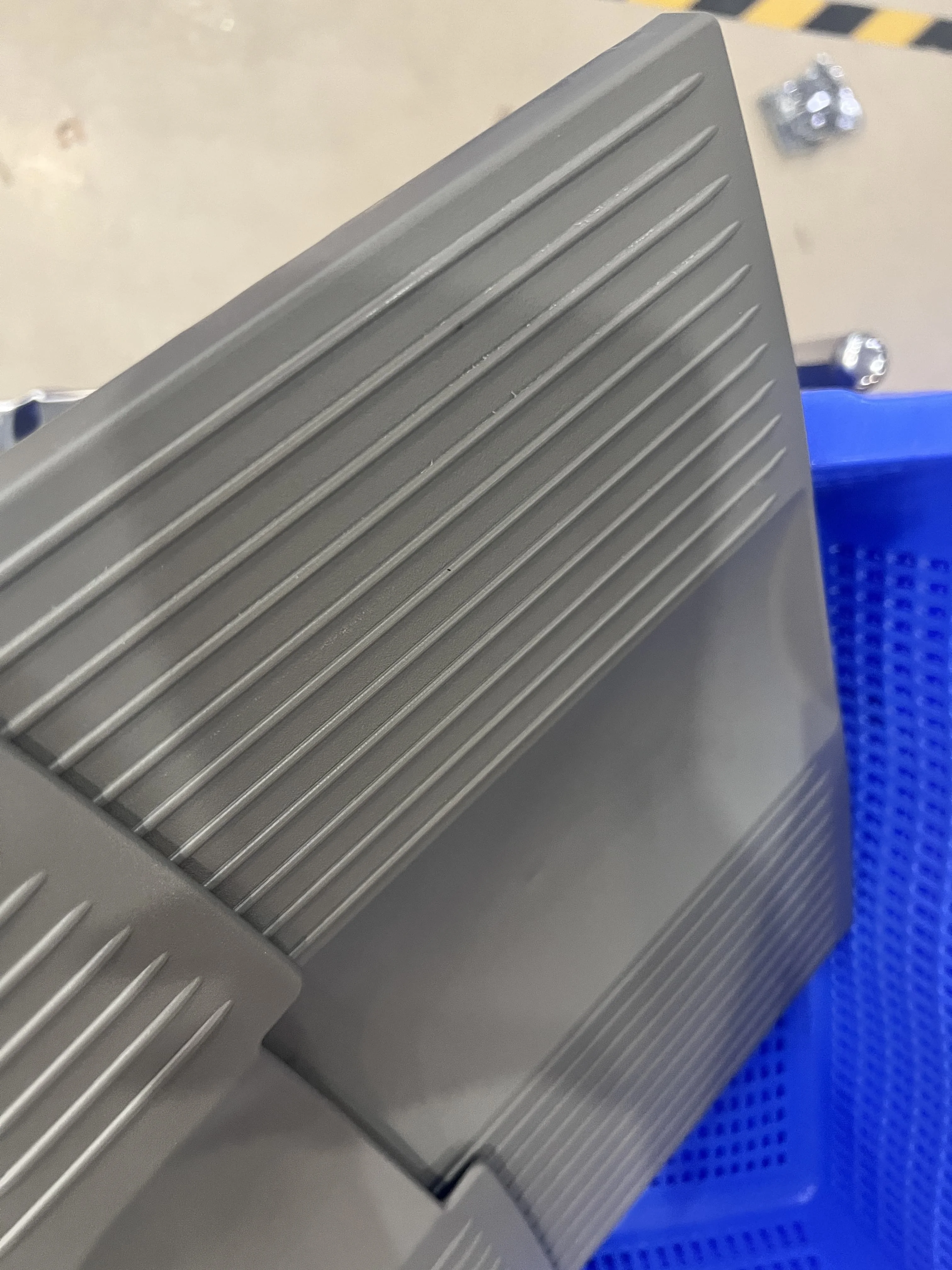 

Japan Paper Exit Tray For Canon ImageRUNNER ADVANCE 6055 6065 6075 6255 6275 6575 6555 8085 8095 8105 8295