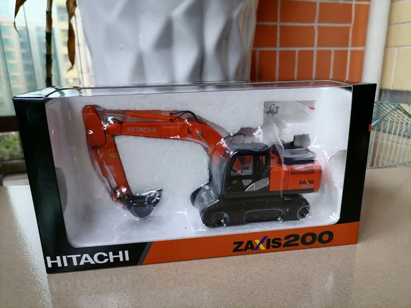 1:50 ZAXIS200 ZX210 ZX250 Hitachi EFI Alloy Excavator Engineering Vehicle Model Diecast Toy Collectible Decoration Boys Toys