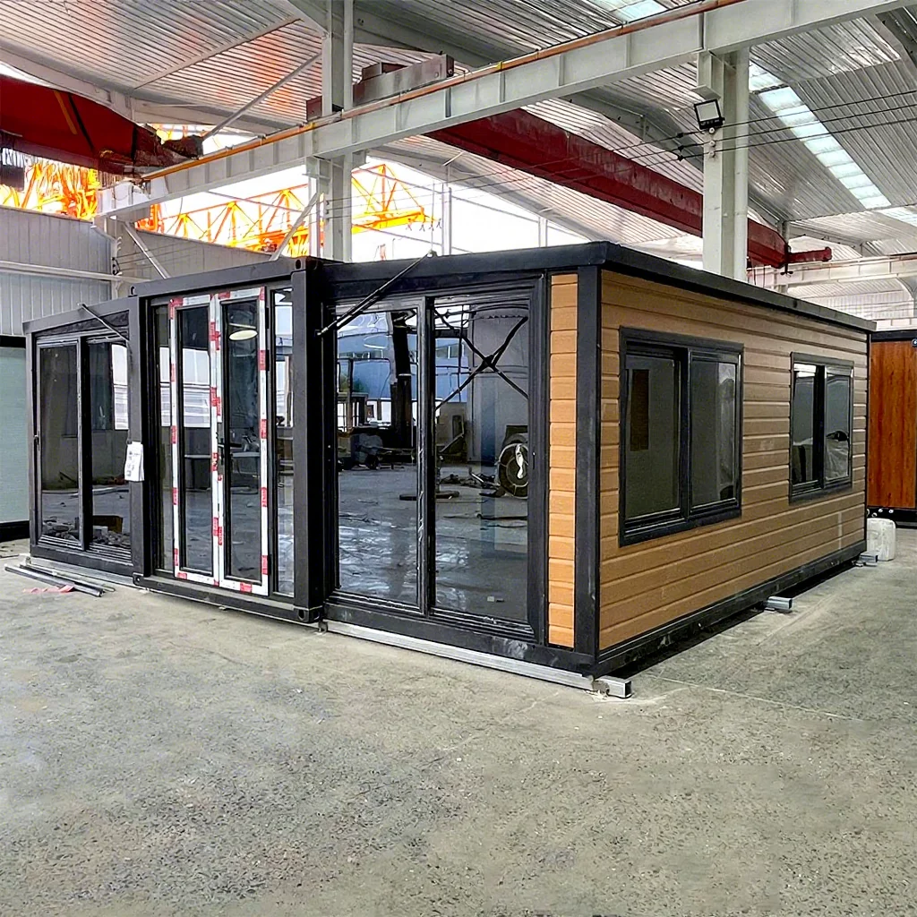 Fast Construction Prefabricated 40ft 20ft Container Expandable Home 5 Bedroom Prefabricated Sale Active Home Customization