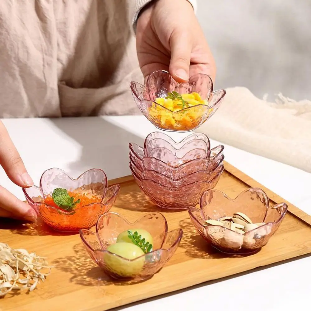 Japanese-style Flower Shaped Bowls Hammered Pattern Sakura Desgin Fruit Serving Bowls Versatile Exquisite Stackable Snack Bowls