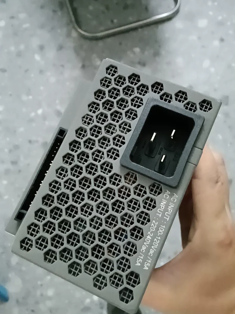 Modul Switching Power Supply Pengisi Daya Agras T30 Digunakan Bekas