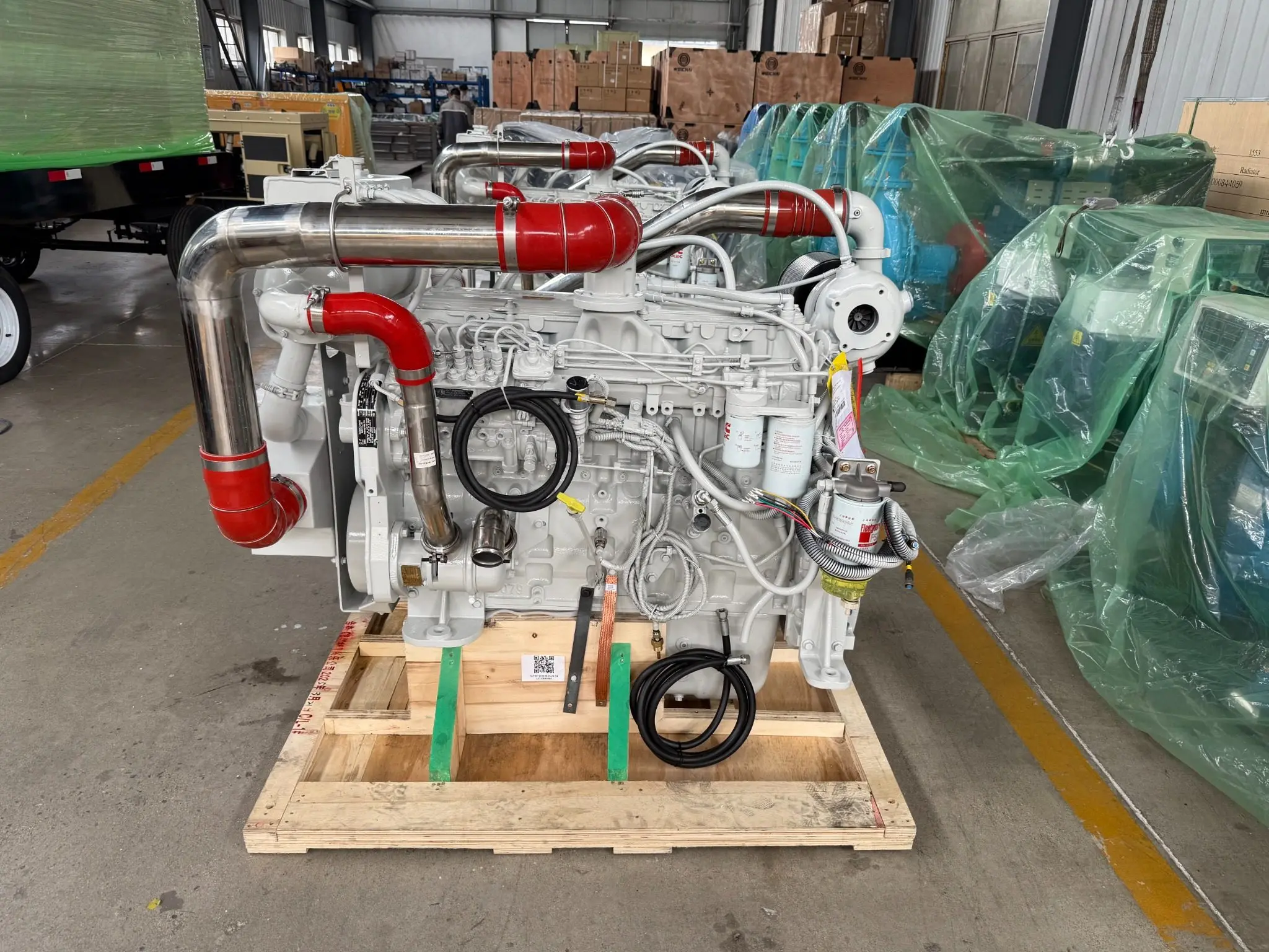 6LTAA8.9-M300 Marine Diesel Engine 220KW 295HP 2200rpm 4 Stroke 6 Cylinder Boat Propulsion Engine For Fishing Boat