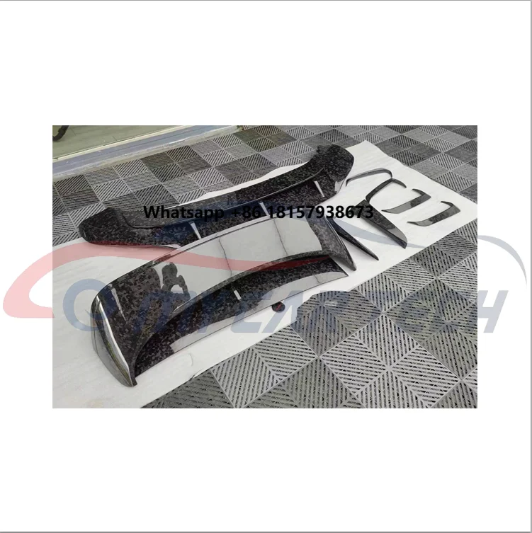 

CARBON FIBER rear spoiler for Bentley