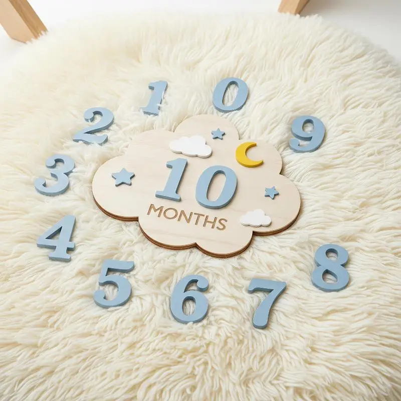 Natural Wood Baby Monthly Milestone Marker Kit Cloud Design Number Tiles for Newborn Photography Keepsake Baby Gift