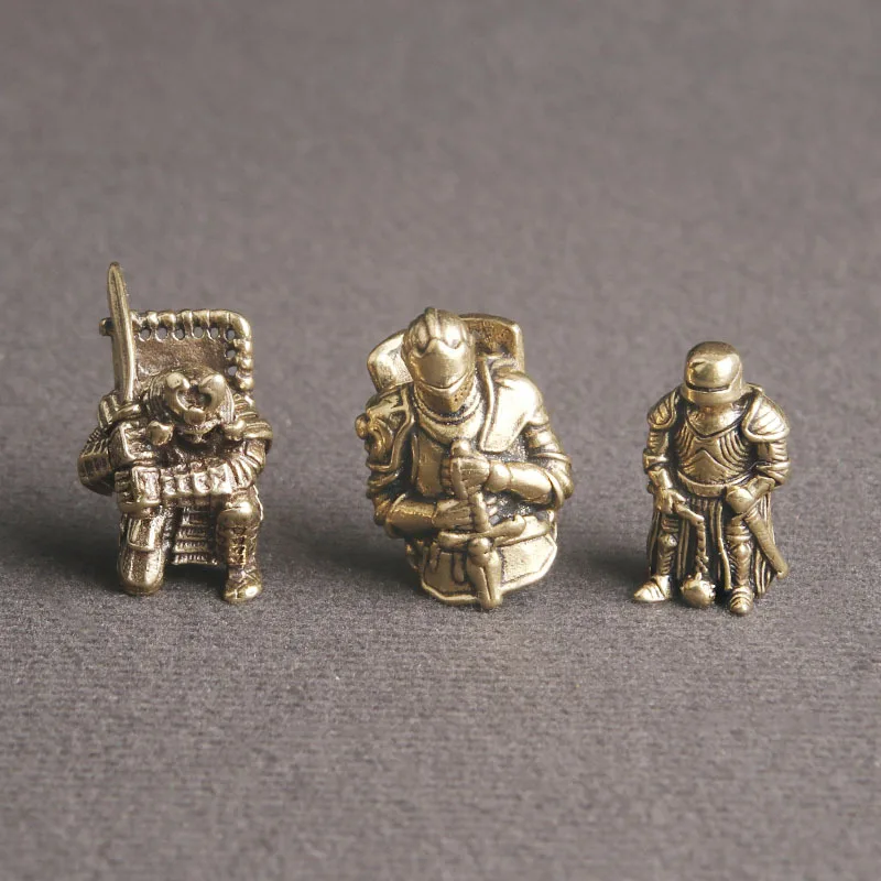 Pure Brass Samurai Knight Figurines Key Rope Pendant Personalized Umbrella Rope Luggage Pendant Home Desktop Decor