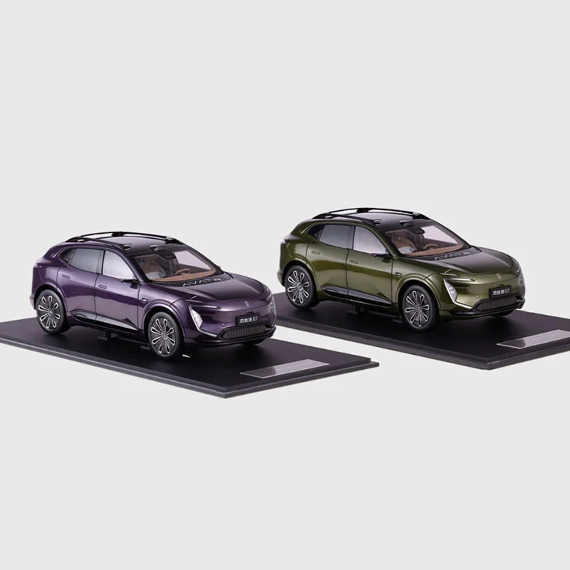 

Diecast 1:18 Scale Original Factory AVATR 07 Changan New Energy Alloy Car Model Collectible Toy Gift Souvenir Display Ornament