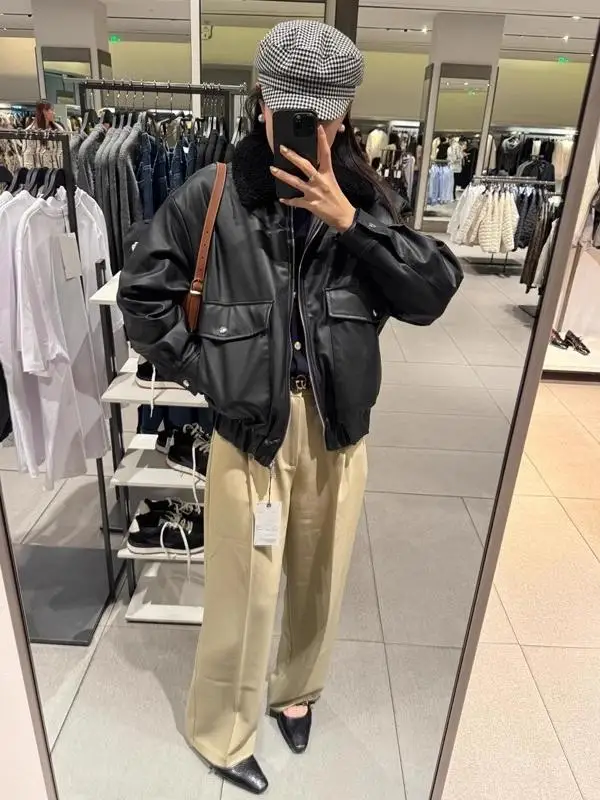 เสื้อโค้ทผู้หญิงทรงหลวมสำหรับฤดูใบไม้ร่วงและฤดูหนาว  คอเสื้อหนังเทียม ดีไซน์เก๋ ทันสมัย  ใส่ได้หลากหลายโอกาส