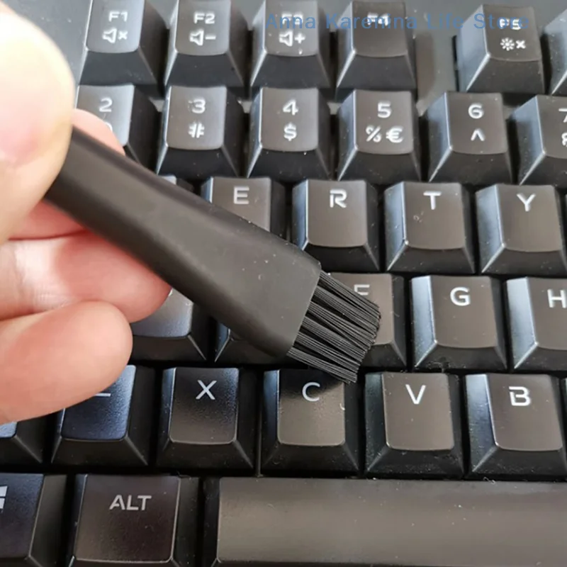 6 pezzi piccoli accessori portatili antistatici per la pulizia delle spazzole per la polvere del telefono del computer