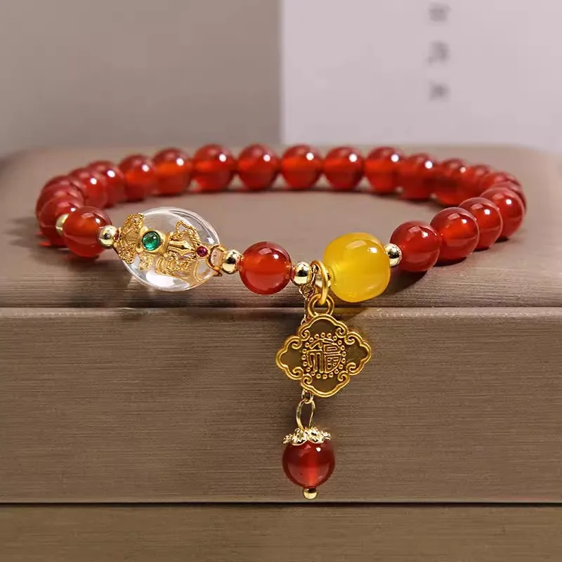 Natural red and white agate bracelet for women light luxury niche high-end feeling white crystal lucky pendant transfer bead