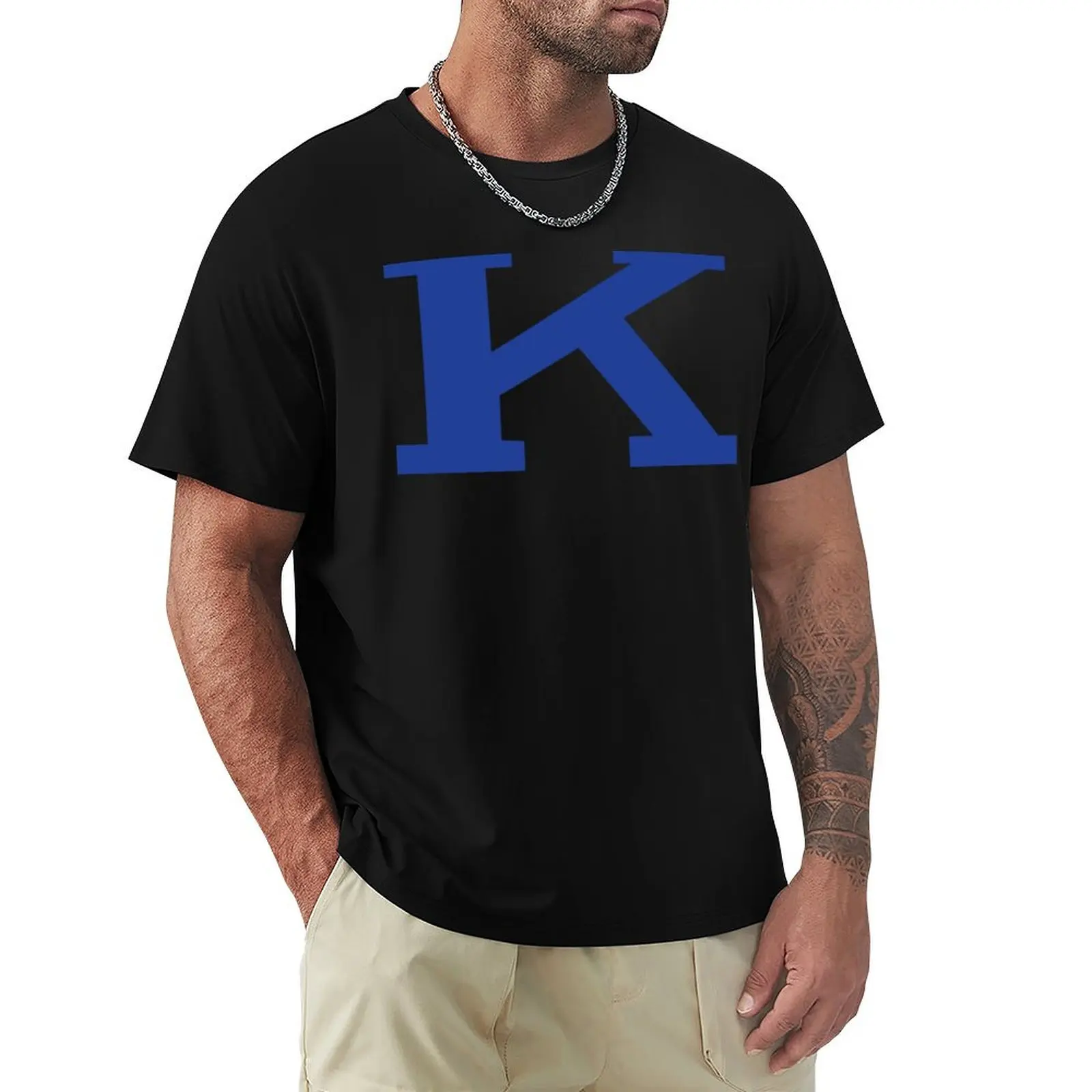 

University of Kentucky Power K Sticker T-Shirt Plus Size Loose Fit T-Shirt