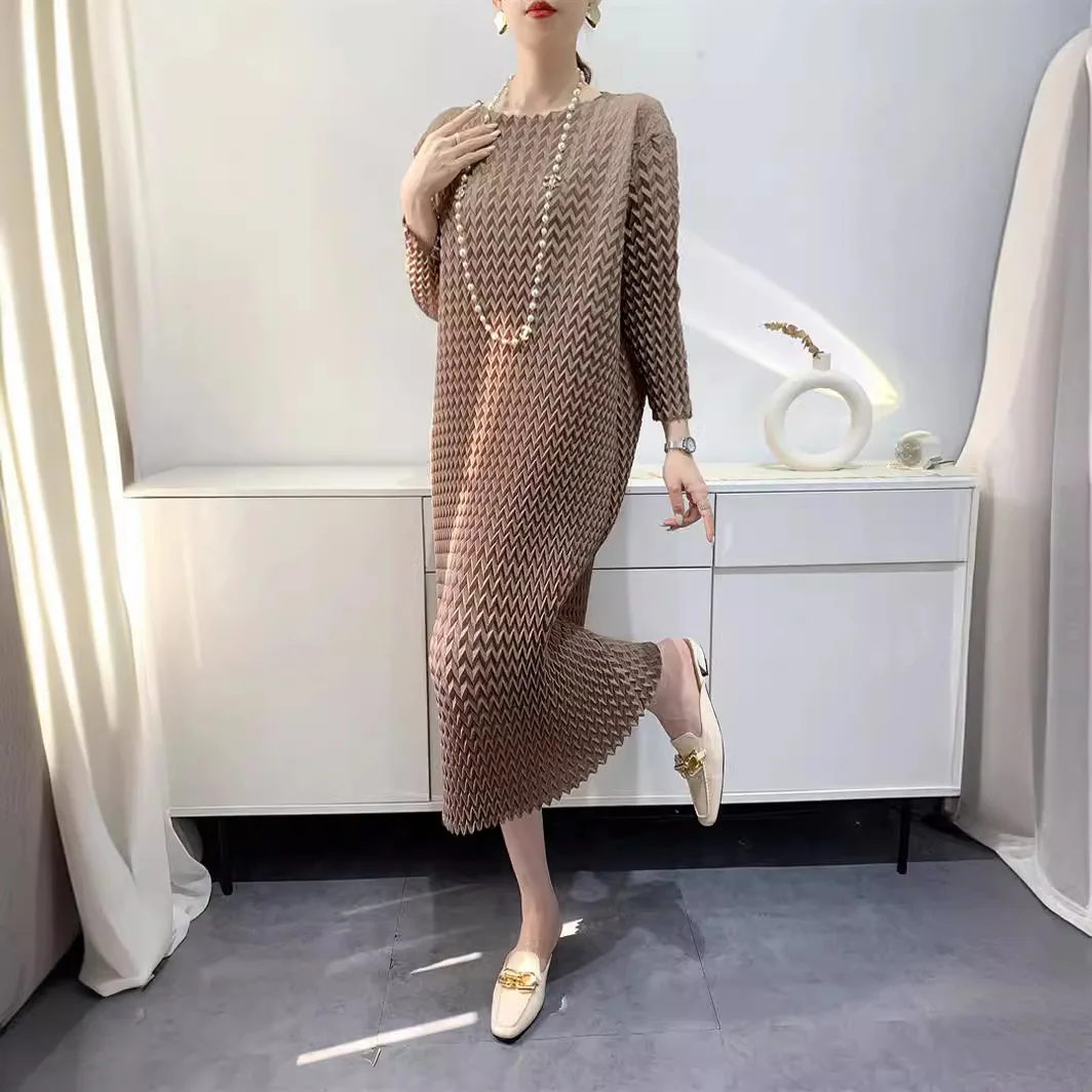 Miyake Style Pleated Dress for Women 2024 Summer Handmade Pineapple Pleated O Neck Three-quarter Sleeve Elegant Mid-length Skirt