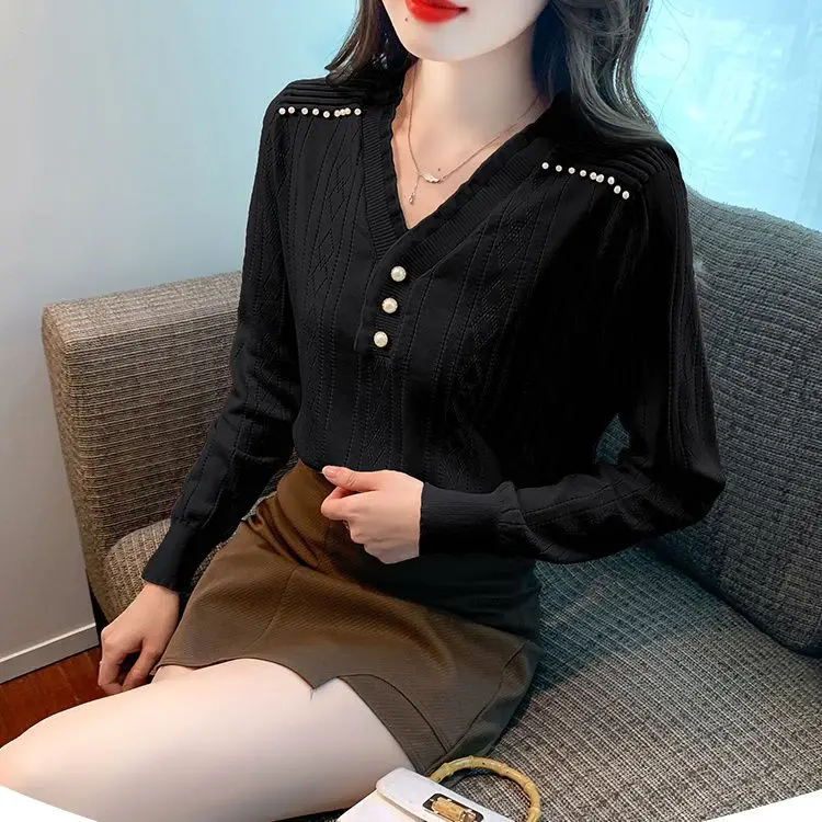 Modny sweter z dzianiny z dekoltem w szpic dla kobiet w nowym stylu Stylowy sweter wyszczuplający z długim rękawem