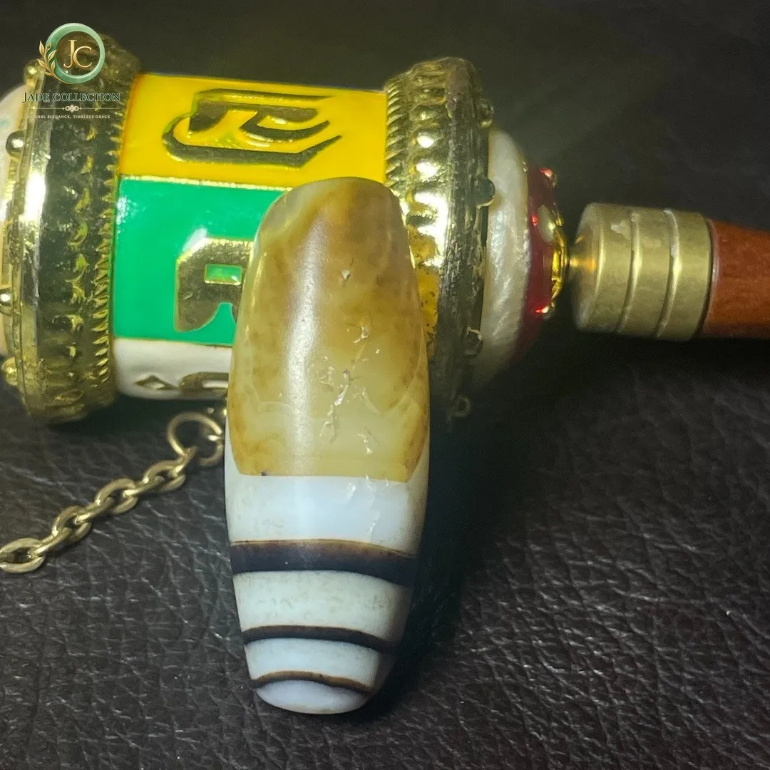 Tibetan Nepalese Himalayan Bead Ancient agate Old Dzi Talisman eye Bead Amulet