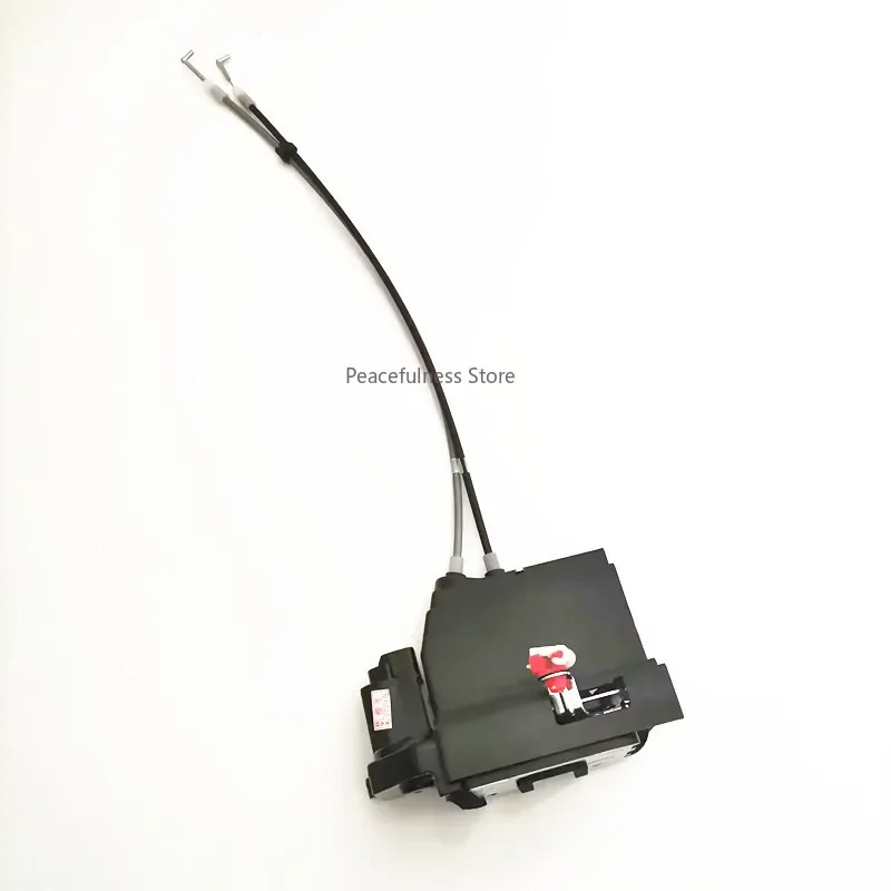 

Suitable for Roewe W5 door locker Central locking motor Door lock block Locking machine motor