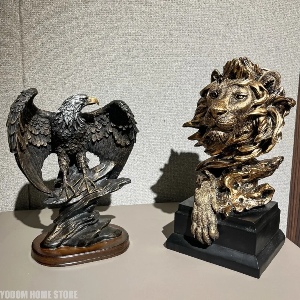 Eagle Statue Resin Decoration, Home Office Ornament Sculpture, Symbol of Wealth Freedom and Power, Birthday Holiday Gift