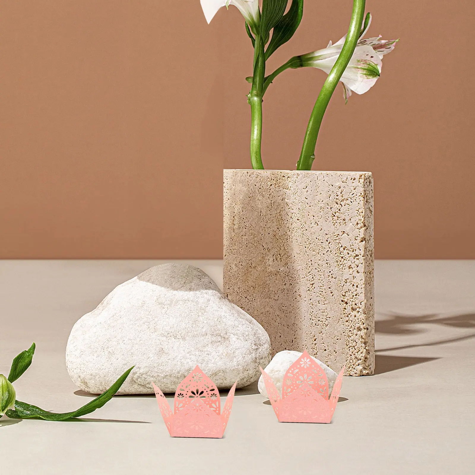 50Pcs Sophisticated Lace-Edged Truffle Wrappers Hollow Cutout Candy Boxes Decorative Chocolate Present Containers for Wedding