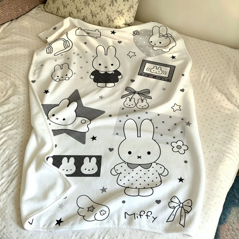 Kawaii Miffy Flannel Blanket New Style Polka Dots Little Fresh Air Conditioning  Blanket Thin Shawl Send To Friends