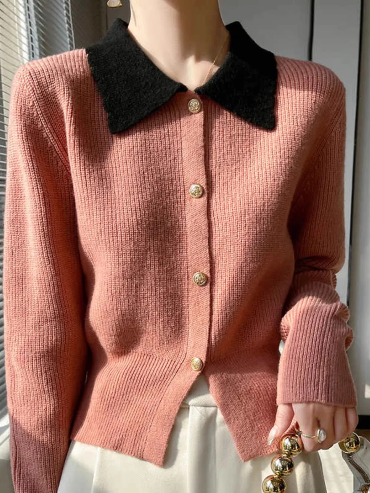 

Шикарный антивозрастной кукольный воротник, сращенный вязаный ор Кардиган, женская верхняя одежда с длинным воротником свека, новый осенний сезон