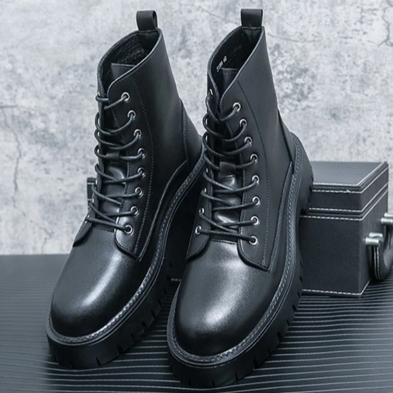 

Mens Boots High-top Thick-soled Lace-up Workwear Short Boots Height-increasing Durable British-style Retro Leather Boots for Men