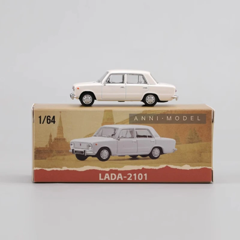 

Модель Perka 1:64 1970 LADA 2101, ретро классический седан, модель автомобиля из сплава для взрослых, классическая коллекция, подарок, игрушка для мальчика
