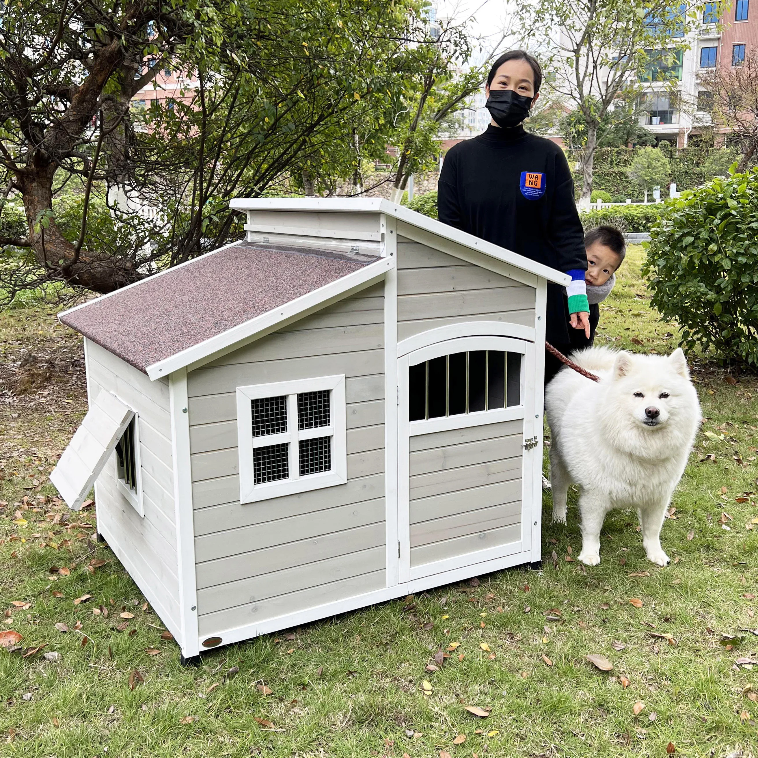 

Outdoor windproof and warm medium and large dog kennel large space solid wood