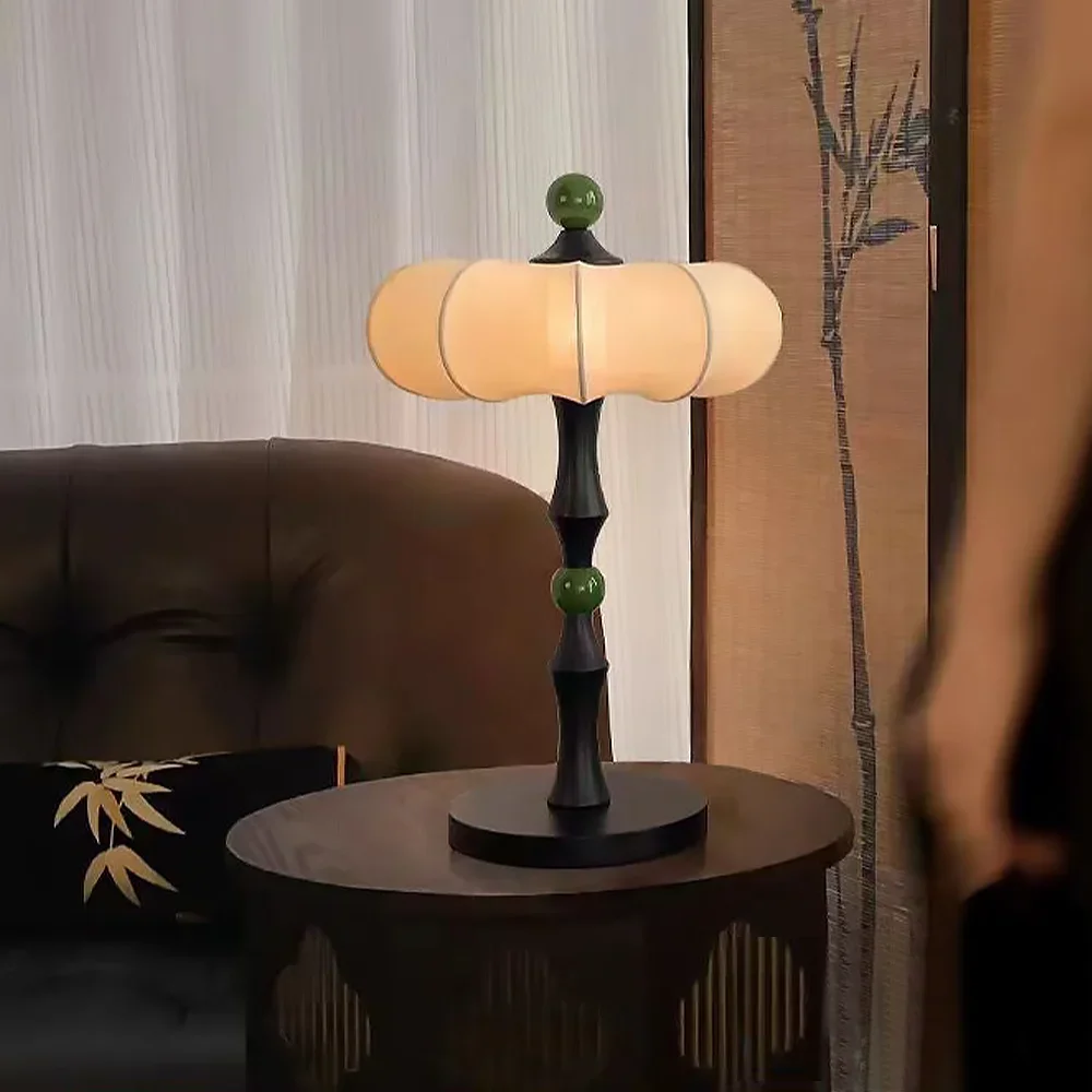 French Style Table Lamp LED Bedroom Bedside Lamp Study Decorative Book Lamps Ambient Furniture Decorative Lamps Bed Reading Lamp