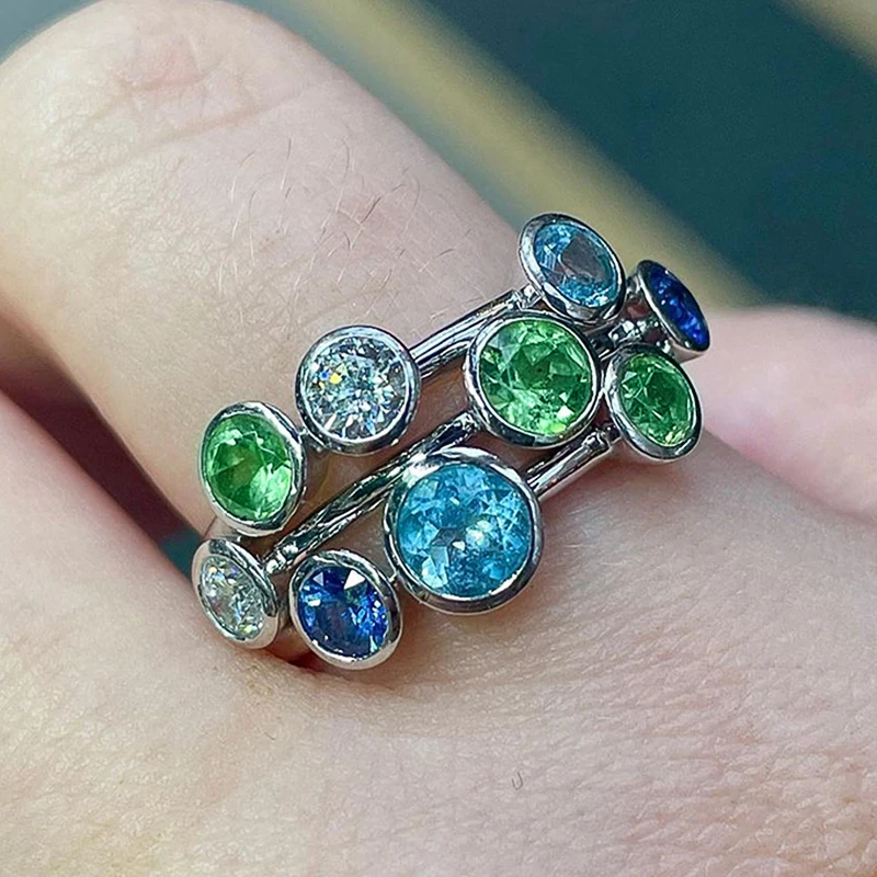 Huitan Chic Lady's Rings Newly Designed Women Finger Accessories with Colorful Cubic Zirconia Fashion Jewelry Bulk Drop Shipping