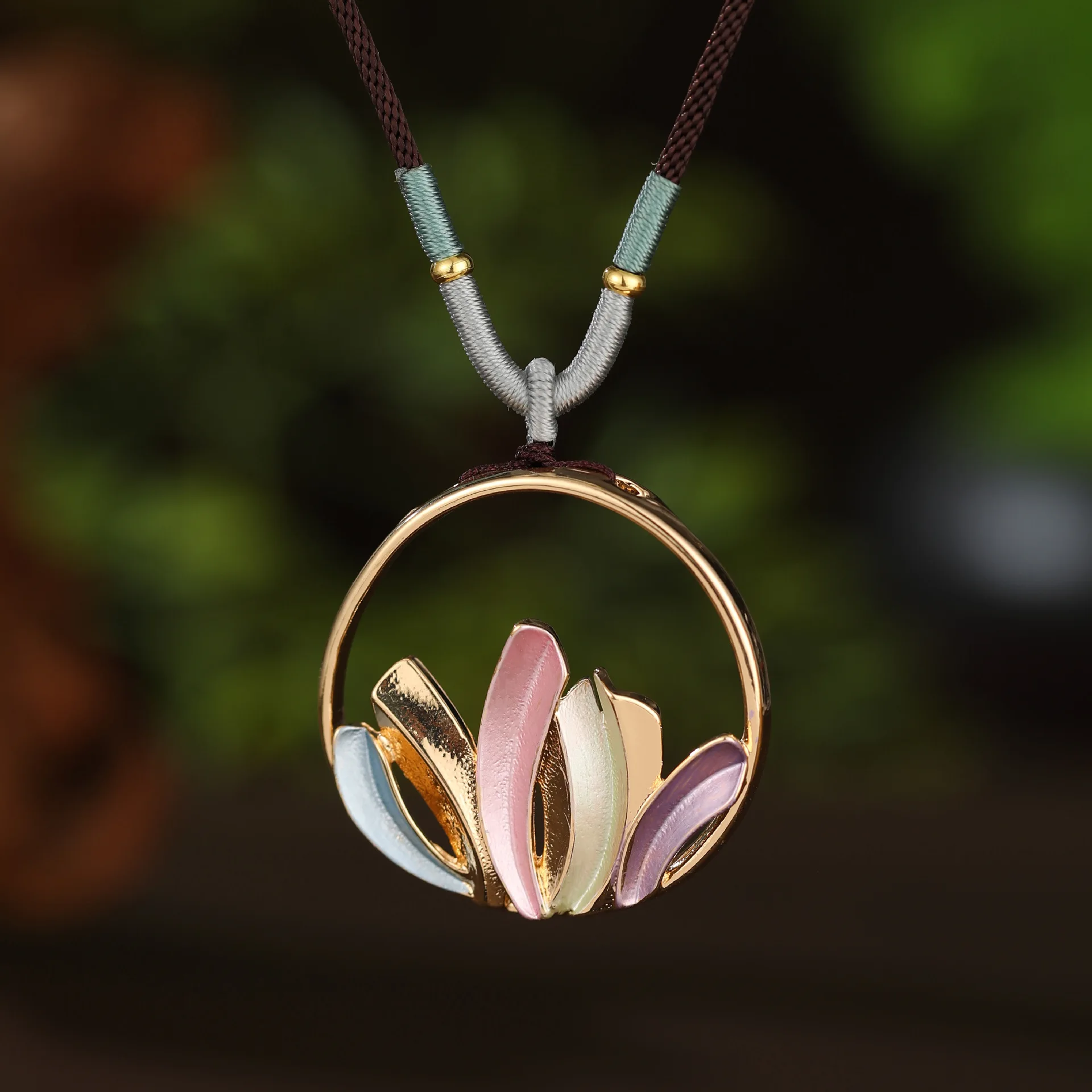 Jewelry DIY accessories hot-selling enamel color round hollow flower cluster woven rope long necklace women's autumn and winter