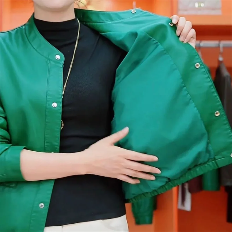 2025 Giacca corta femminile in ecopelle Autunno Inverno Lady Fashion Capispalla in pelle PU Cappotto in pelle da donna coreana di grandi dimensioni 4XL