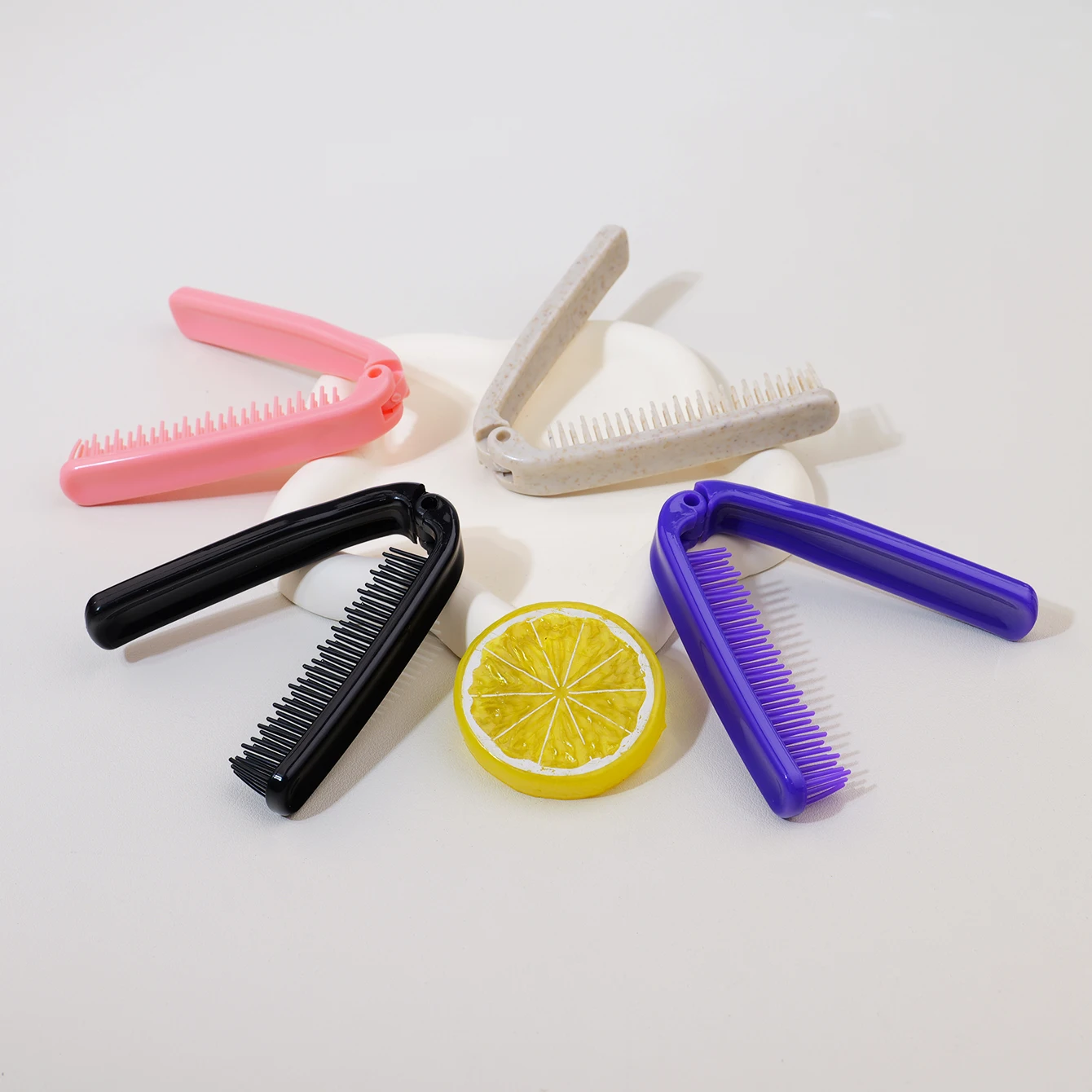 가는 이빨 디자인의 접이식 휴대용 플라스틱 빗과 휴대용 정전기 방지 포켓 빗, 실제 머리 가발 전용