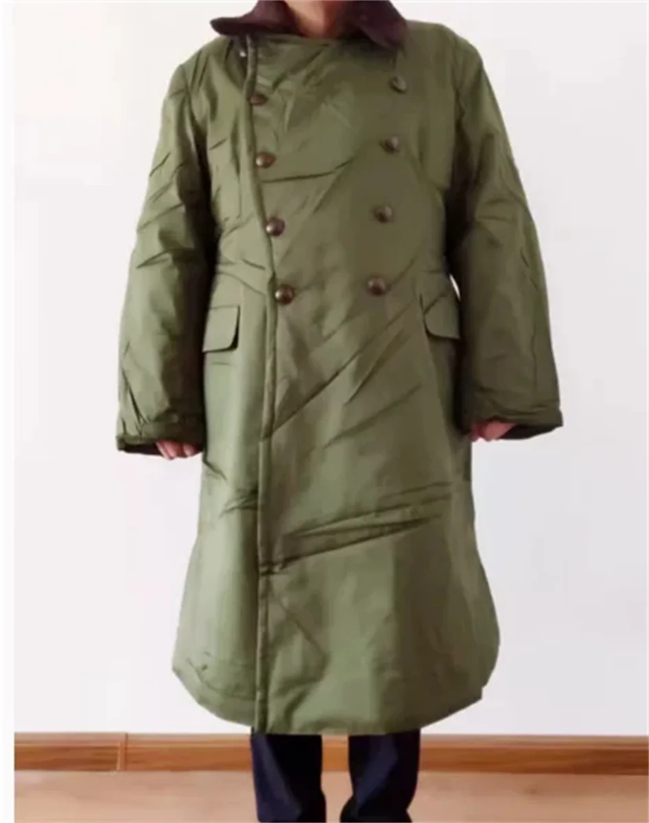 

Old and authentic rubber wood button cotton coat 65 old style medium length thick and cold resistant coat