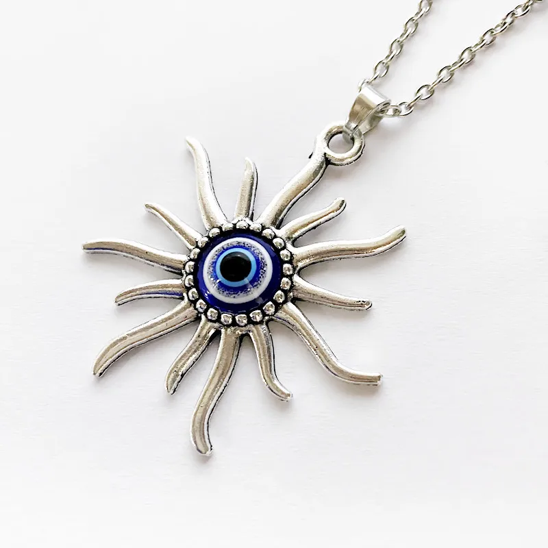 Vintage Punk Evil Eye Necklaces 5pcs Blue Eyeball Connect Exaggeration Multiple Dense Evil Eyes Necklace