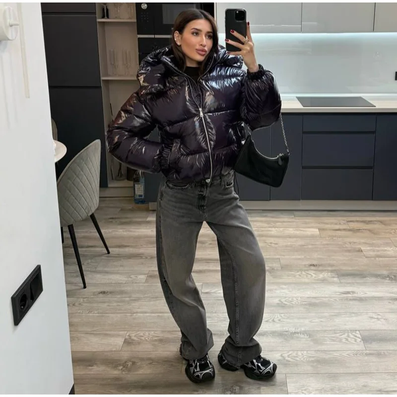 Glossy Cropped Hooded Puffer Coat Drawstring Hem Zip-Up 2026 Winter Women Warm Padded Jacket Warm Causal Lady Cotton‑Padded Coat