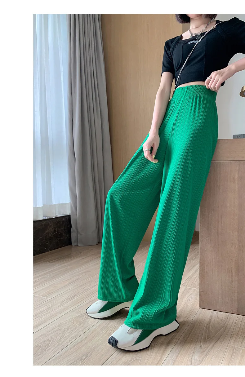 Damen-Hose aus Eisseide mit weitem Bein, Sommerhose mit hoher Taille und vertikalen Streifen, lockere, gerade geschnittene Hose in Bodenlänge, lässige, kühle Hose, schmale Passform. – Detail 9