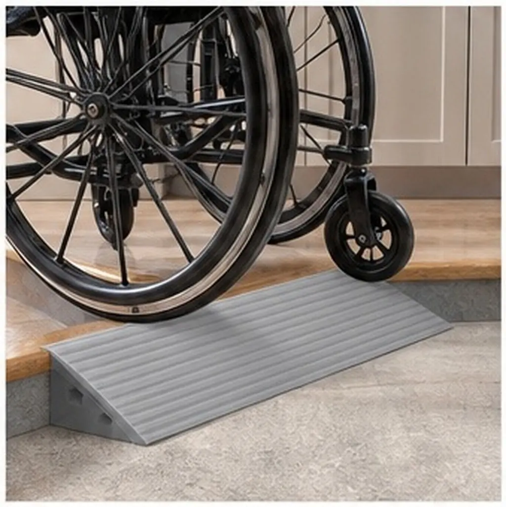 1Set Heavy-Duty Rubber Threshold Ramp Mat Slope Entry Ramp for Sweeping Robots Wheelchairs Luggage Indoor Steps Home Bathroom