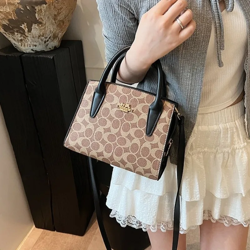 

Роскошная гладкая сумка для подгузников, сумка через плечо для путешествий, универсальная, изысканная, гламурная, изысканная, шикарная, вневременная