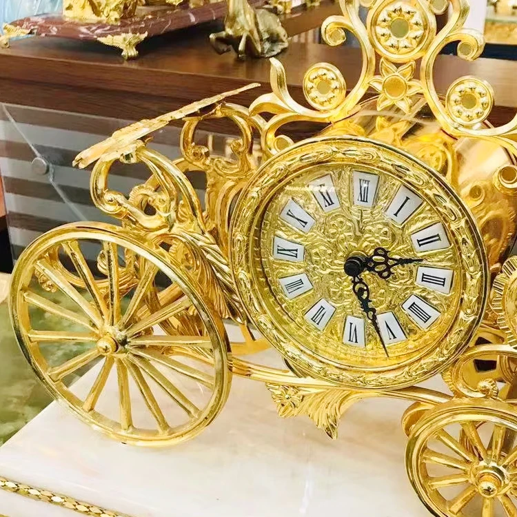 Gold Plated Bronze Carriage Bell Antique Brass Gold Quartz Needle Display Daily Use