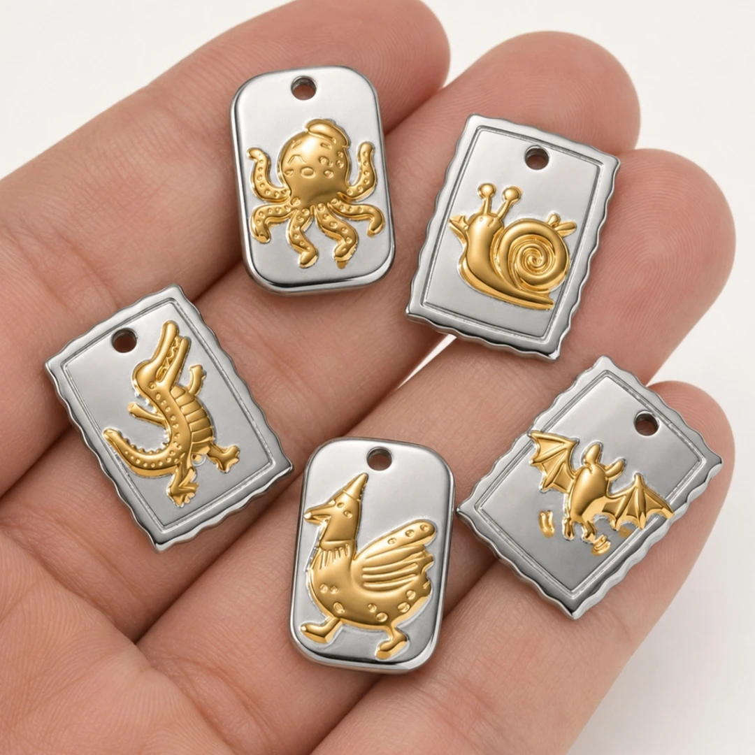 2 Stück rechteckige Anhänger aus Edelstahl, goldfarbener Krokodil-Tieranhänger zum Anhängen für DIY-Armbänder, Ohrringe, Halsketten und Schmuckherstellung – Detail 4