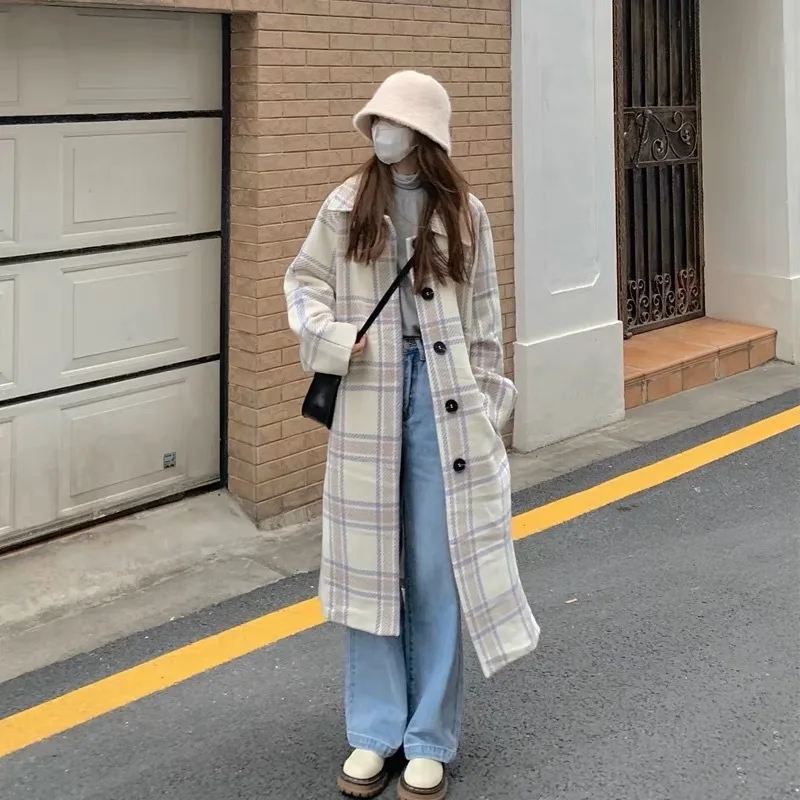 Woolen jacket women's trench coat plaid autumn and winter Korean version temperament over the knee medium and long coat