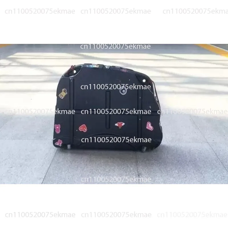 Hard-shell Luggage for Loading Onto Vehicles; Loading Cases