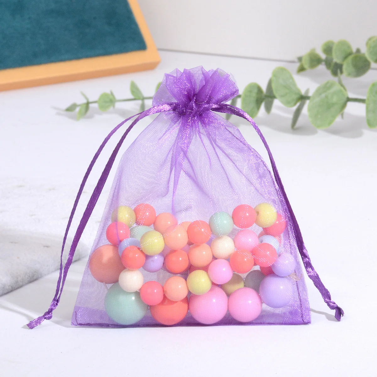 100 Stück Organza-Beutel, dunkelviolette Netz-Schmuckbeutel mit Kordelzug, kleine Geschenkbeutel mit Kordelzug für Weihnachten, Süßigkeiten, Hochzeit, Geburtstag – Detail 2